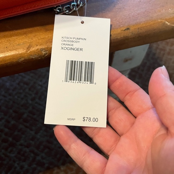 NWT Betsey Johnson Pumpkin Purse  ๐ Kitsch Pumpkin Crossbody - Picture 4 of 7